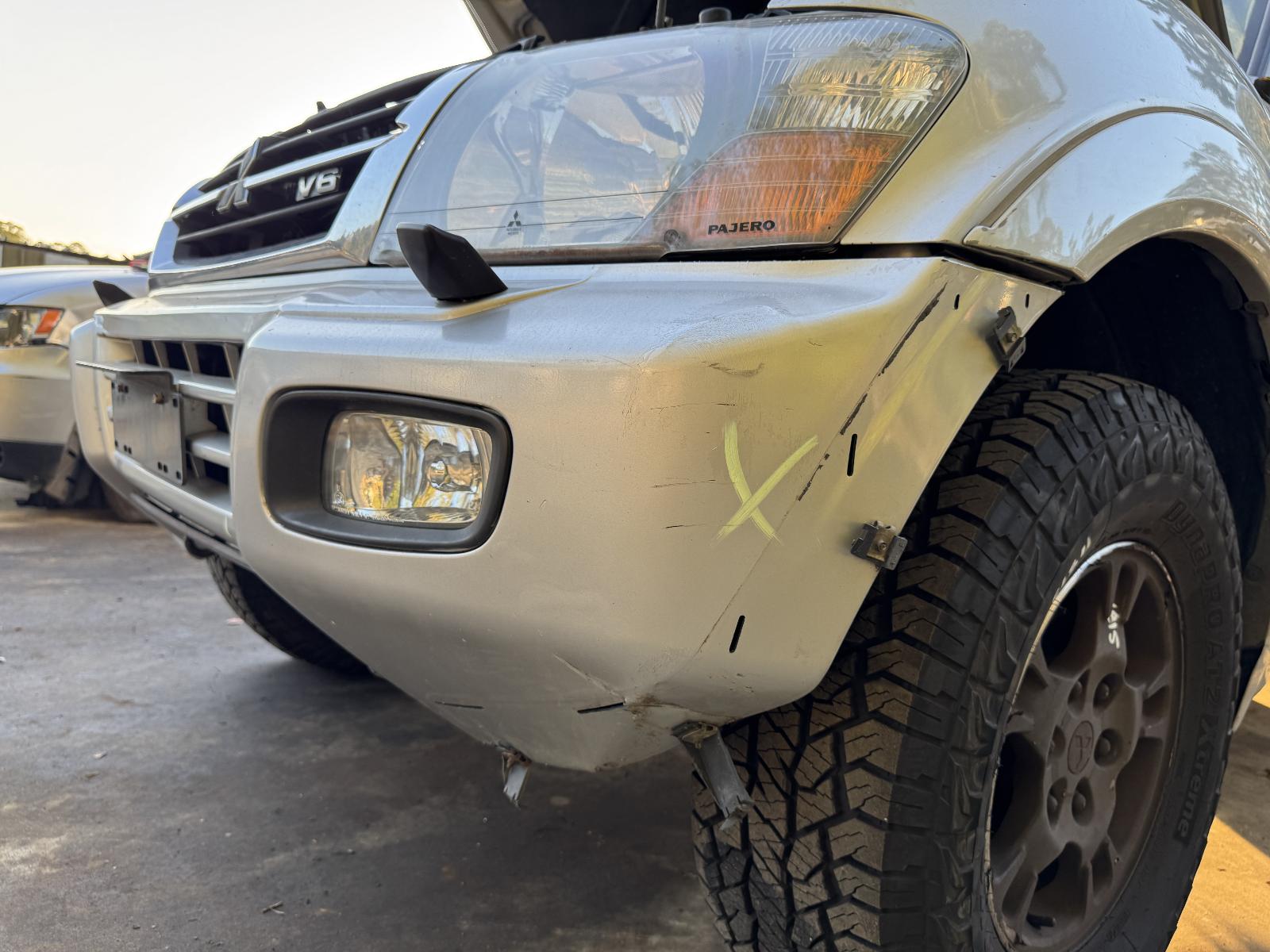View MITSUBISHI PAJERO 2002 5 Door Station Wagon Breaking