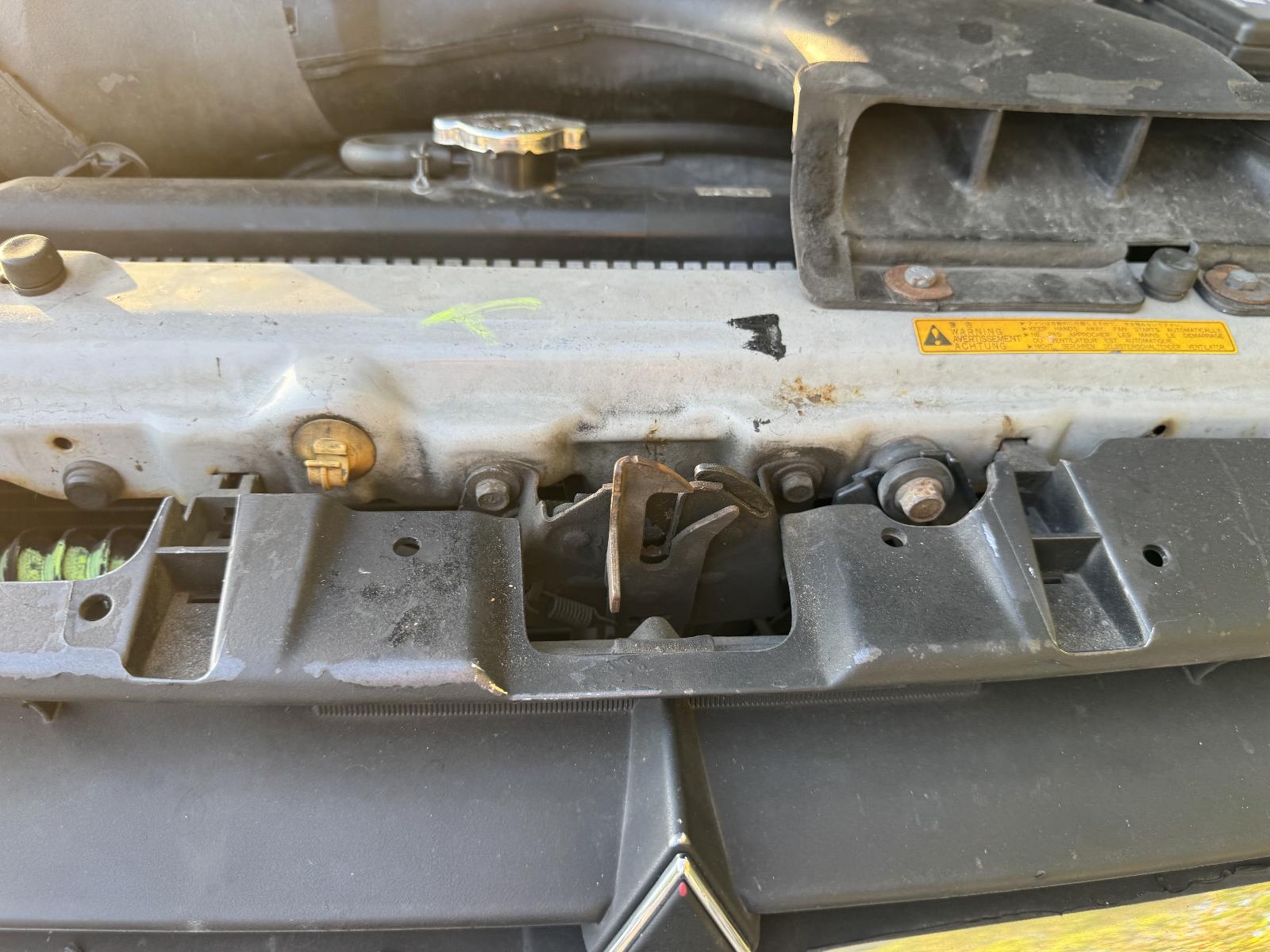 View MITSUBISHI PAJERO 2002 5 Door Station Wagon Breaking