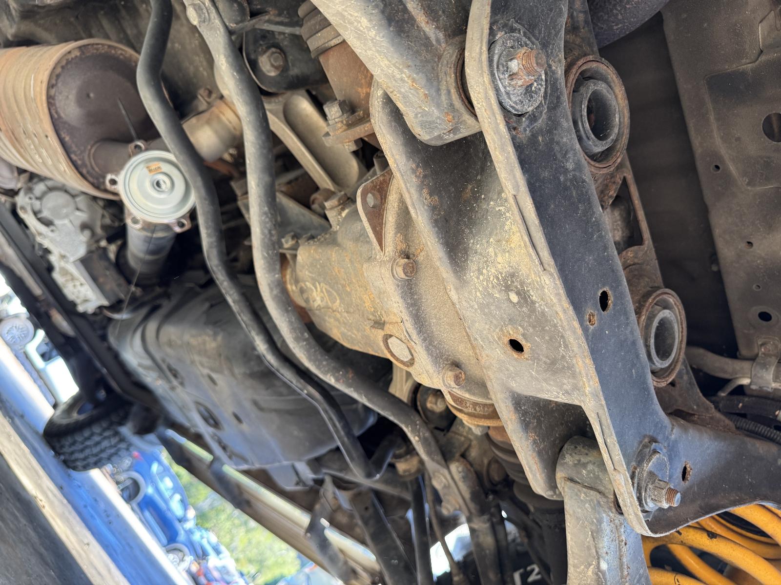 View MITSUBISHI PAJERO 2002 5 Door Station Wagon Breaking