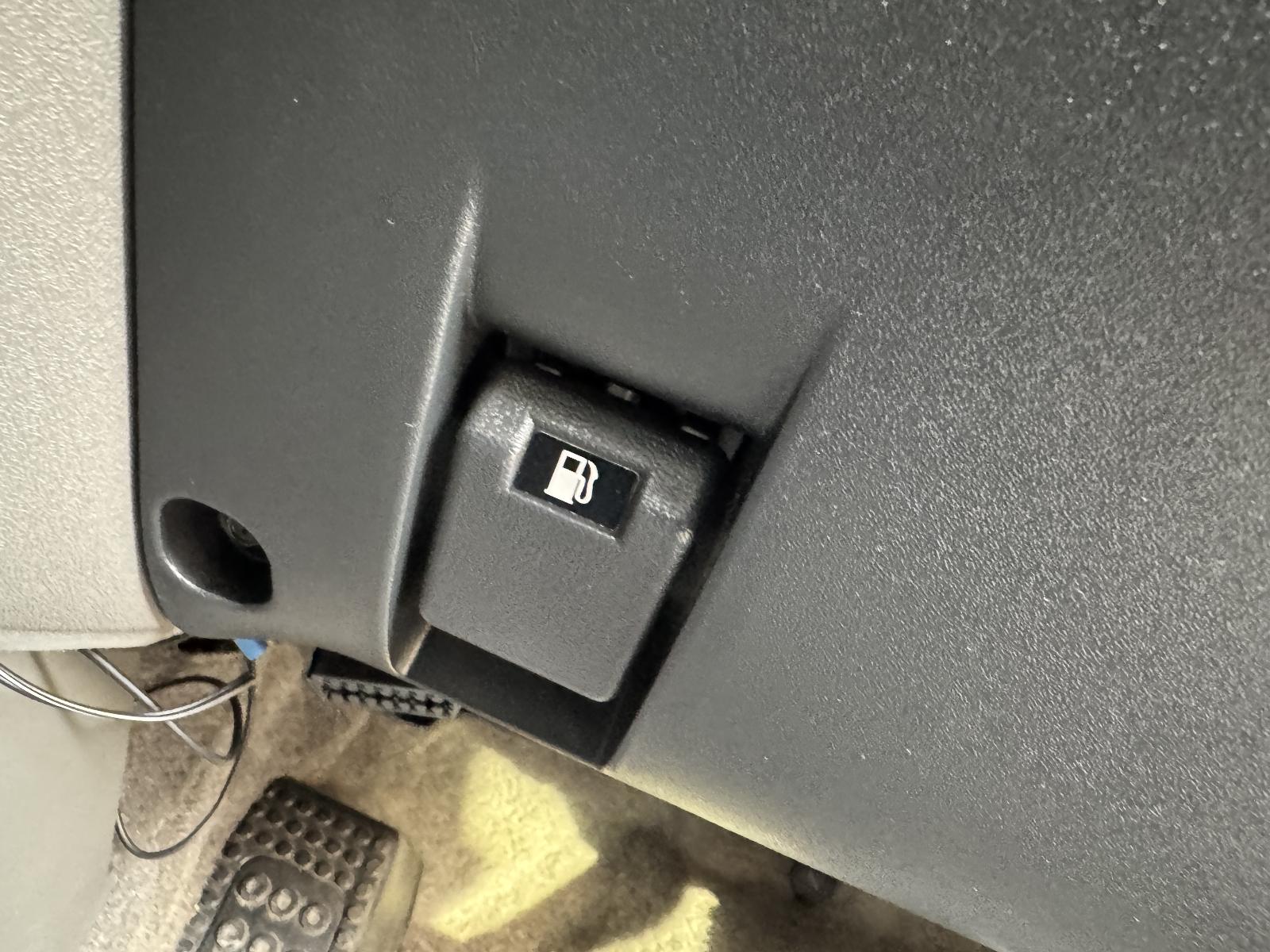 View MITSUBISHI PAJERO 2002 5 Door Station Wagon Breaking