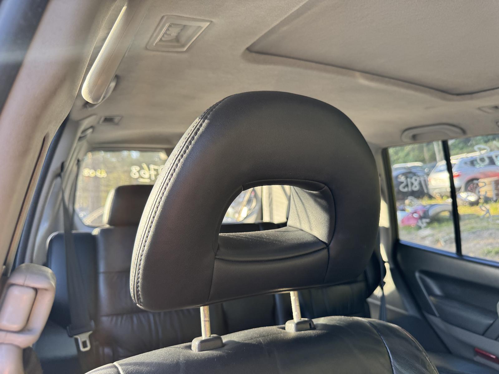 View MITSUBISHI PAJERO 2002 5 Door Station Wagon Breaking