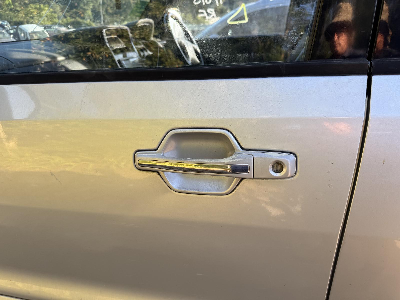 View MITSUBISHI PAJERO 2002 5 Door Station Wagon Breaking