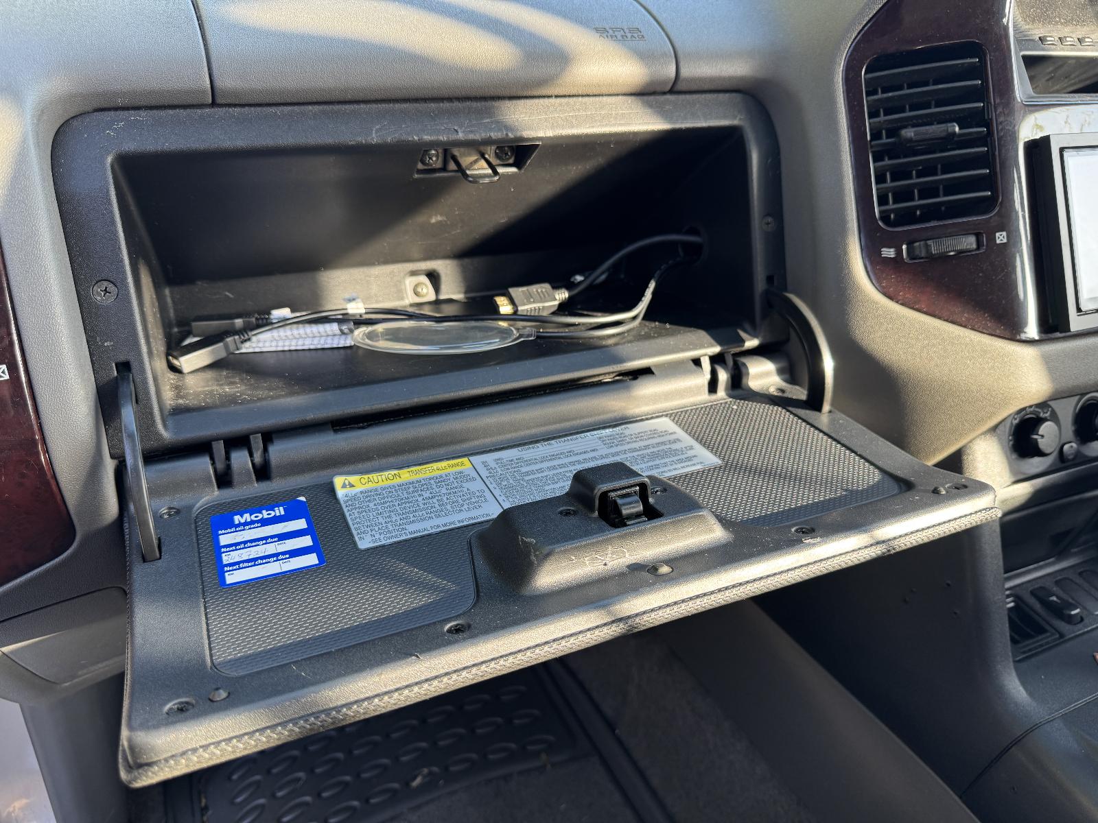View MITSUBISHI PAJERO 2002 5 Door Station Wagon Breaking