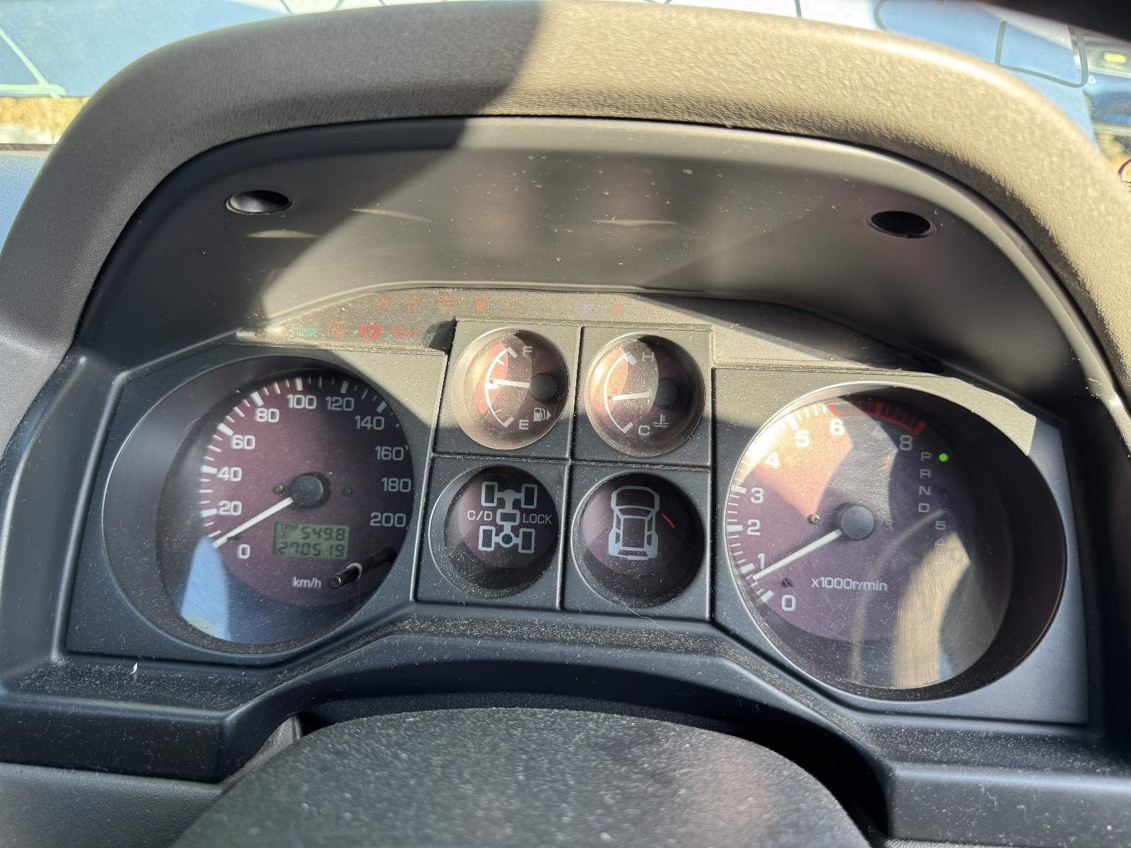 View MITSUBISHI PAJERO 2002 5 Door Station Wagon Breaking