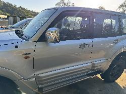 View MITSUBISHI PAJERO 2002 5 Door Station Wagon Breaking