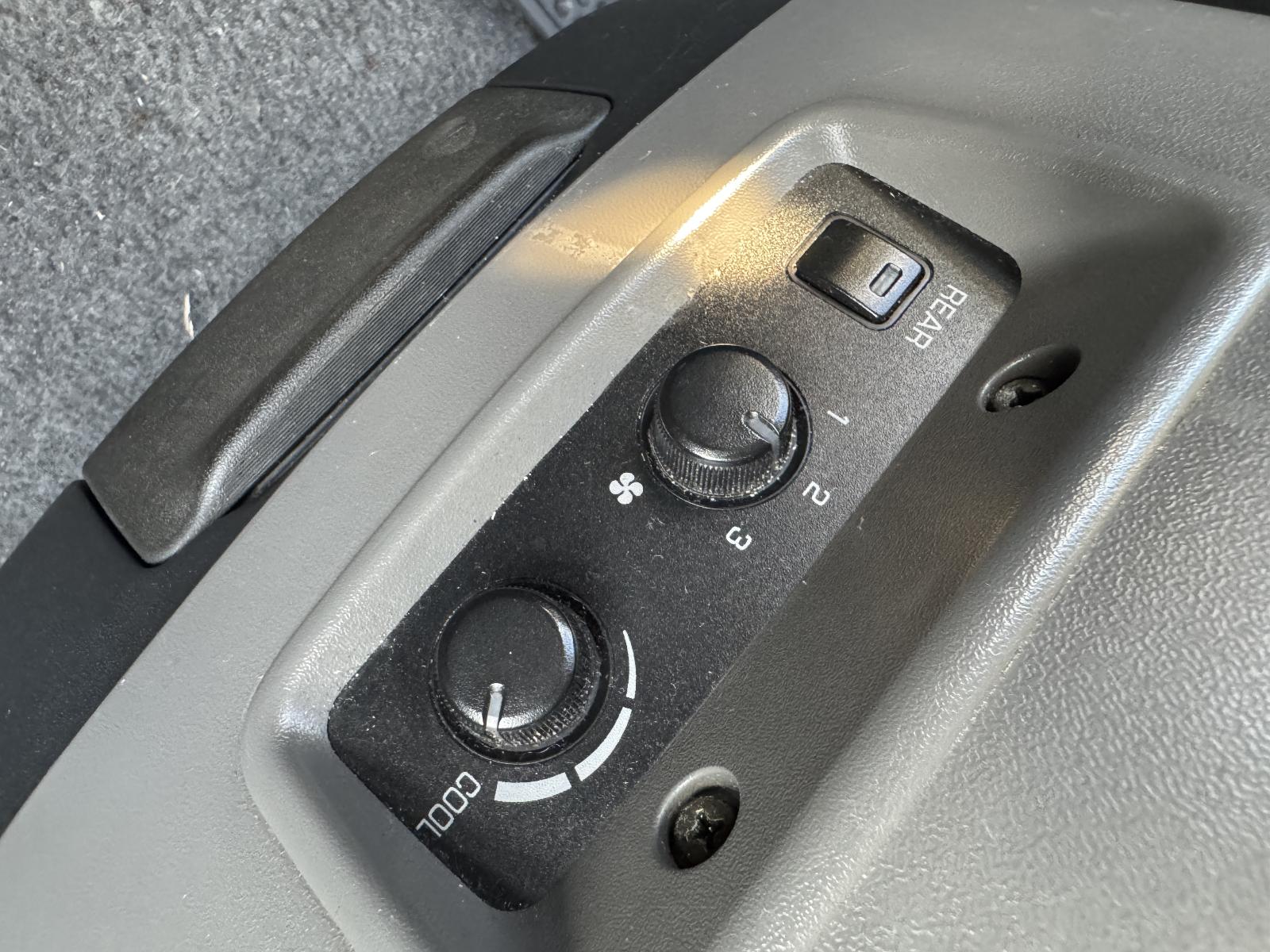 View MITSUBISHI PAJERO 2002 5 Door Station Wagon Breaking