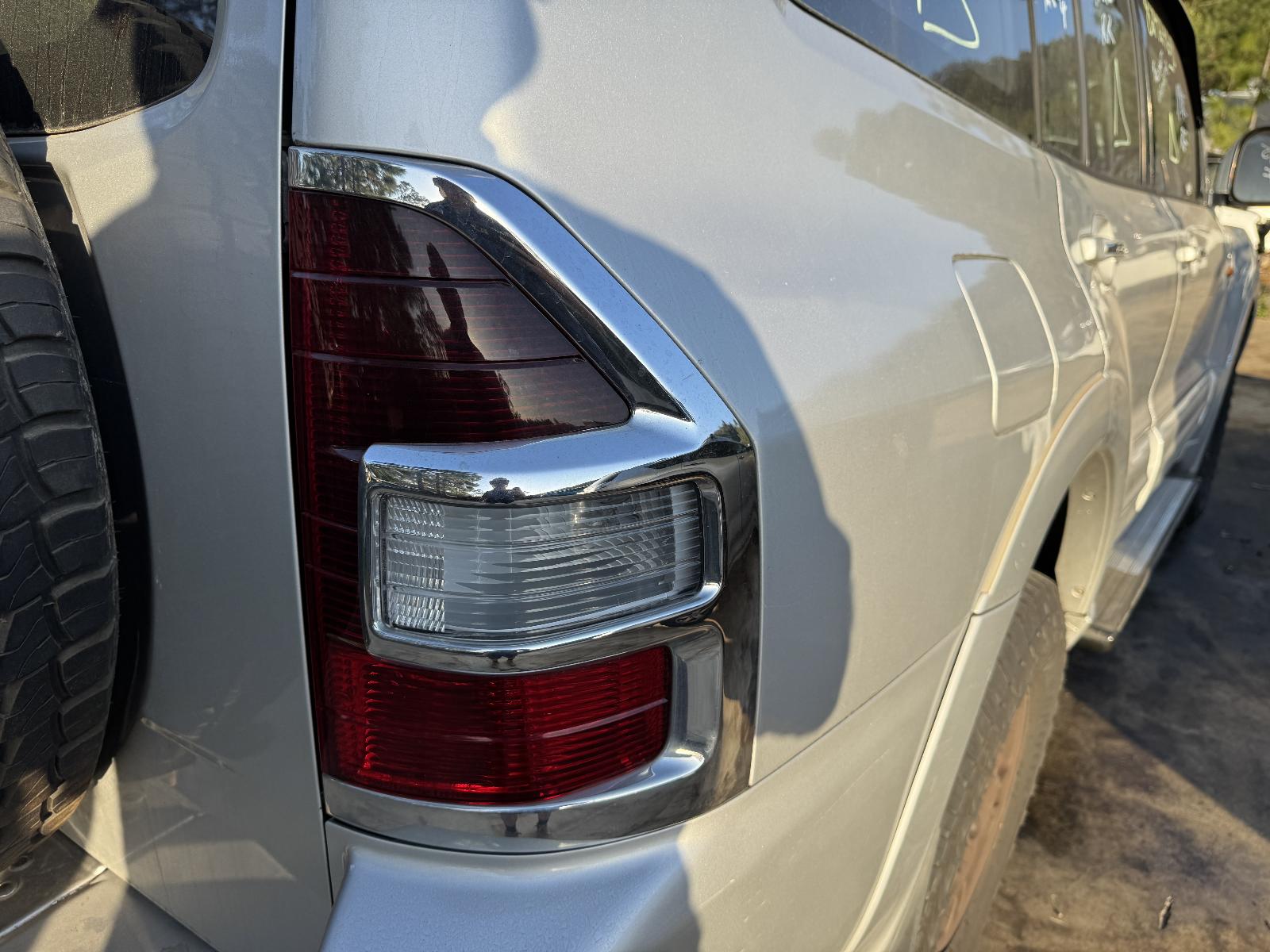 View MITSUBISHI PAJERO 2002 5 Door Station Wagon Breaking