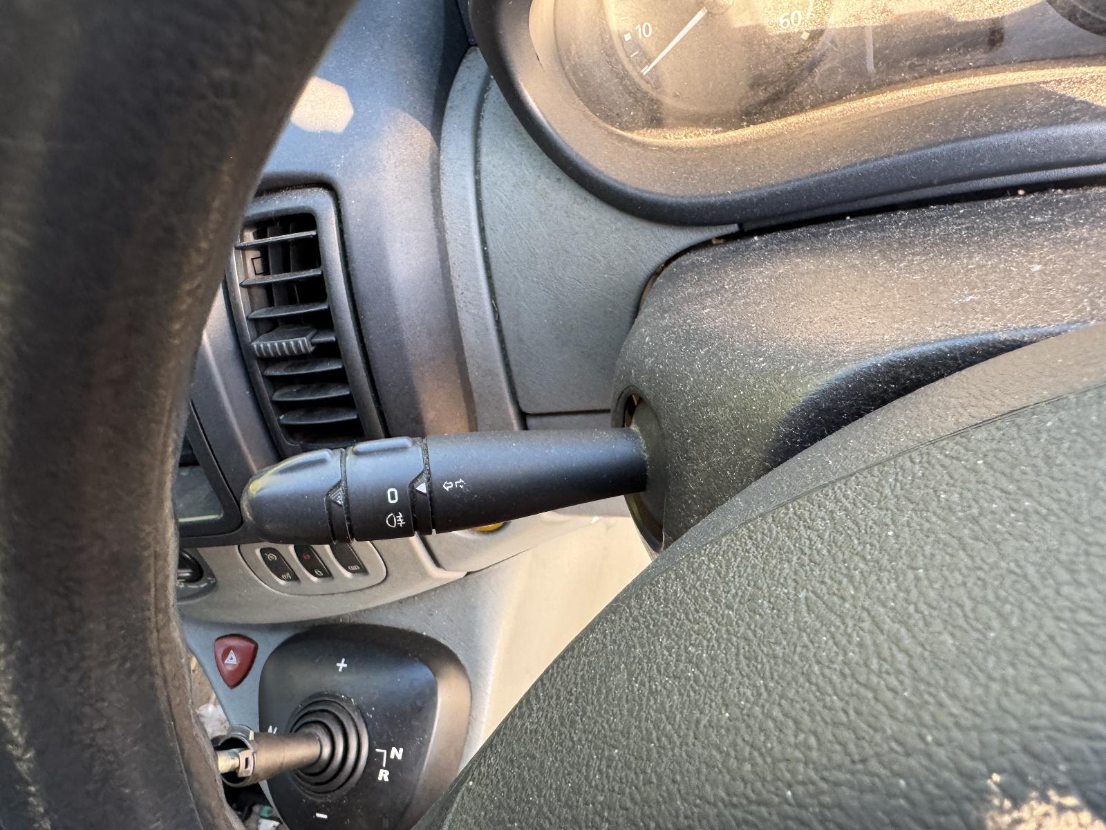 View Auto part Engine RENAULT TRAFIC 2013