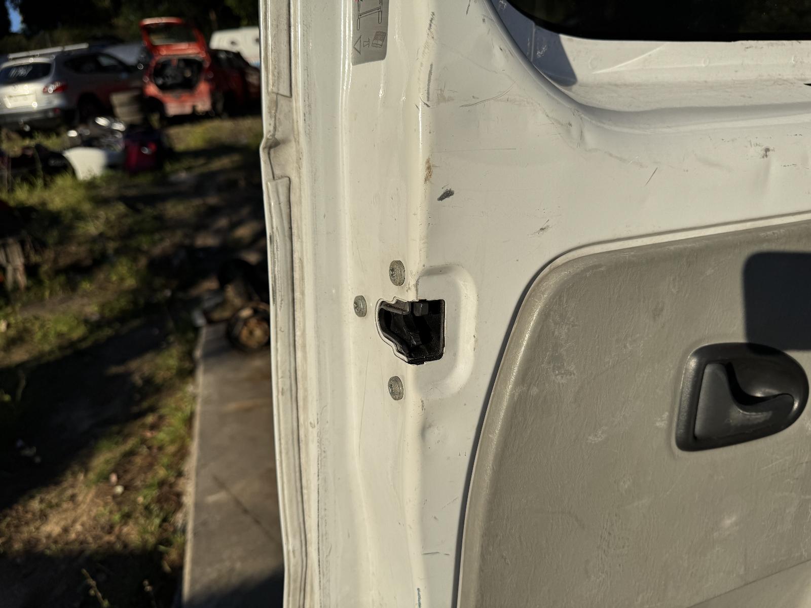 View Auto part Engine RENAULT TRAFIC 2013