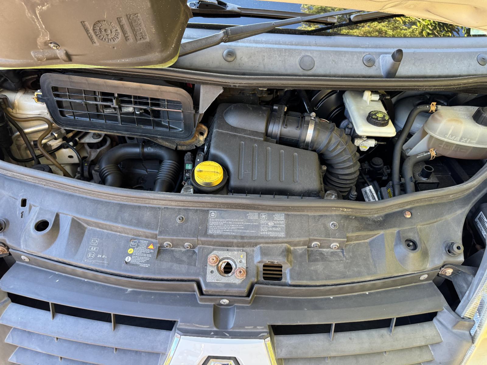 View Auto part Engine RENAULT TRAFIC 2013