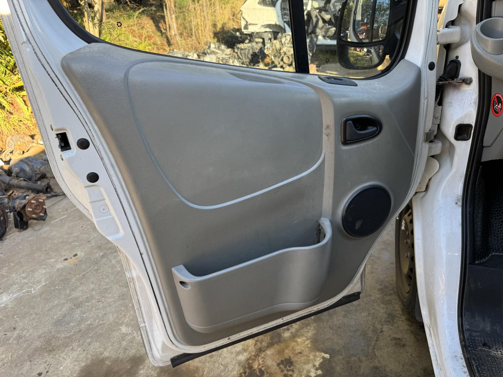 View Auto part Engine RENAULT TRAFIC 2013
