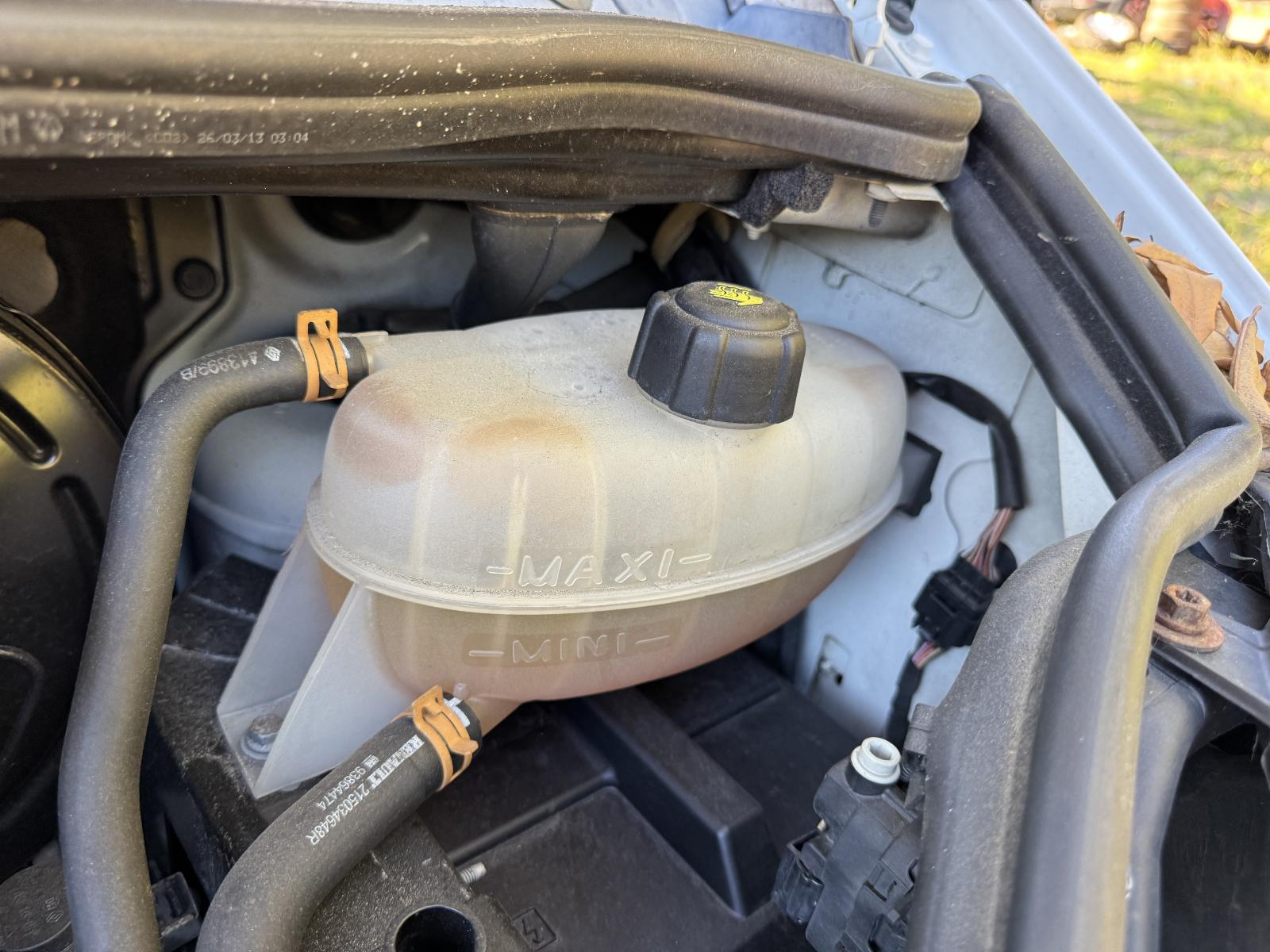 View Auto part Engine RENAULT TRAFIC 2013