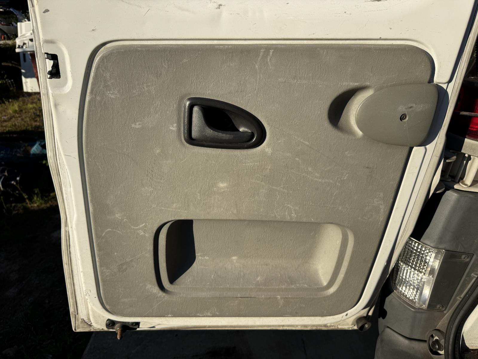 View Auto part Engine RENAULT TRAFIC 2013