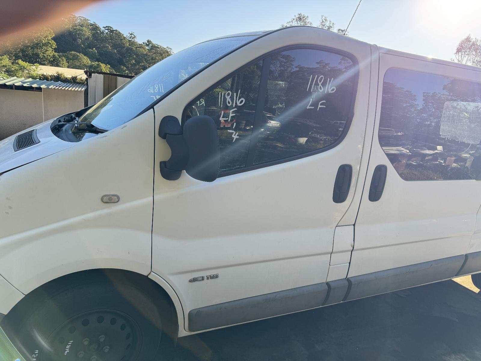 View Auto part Engine RENAULT TRAFIC 2013