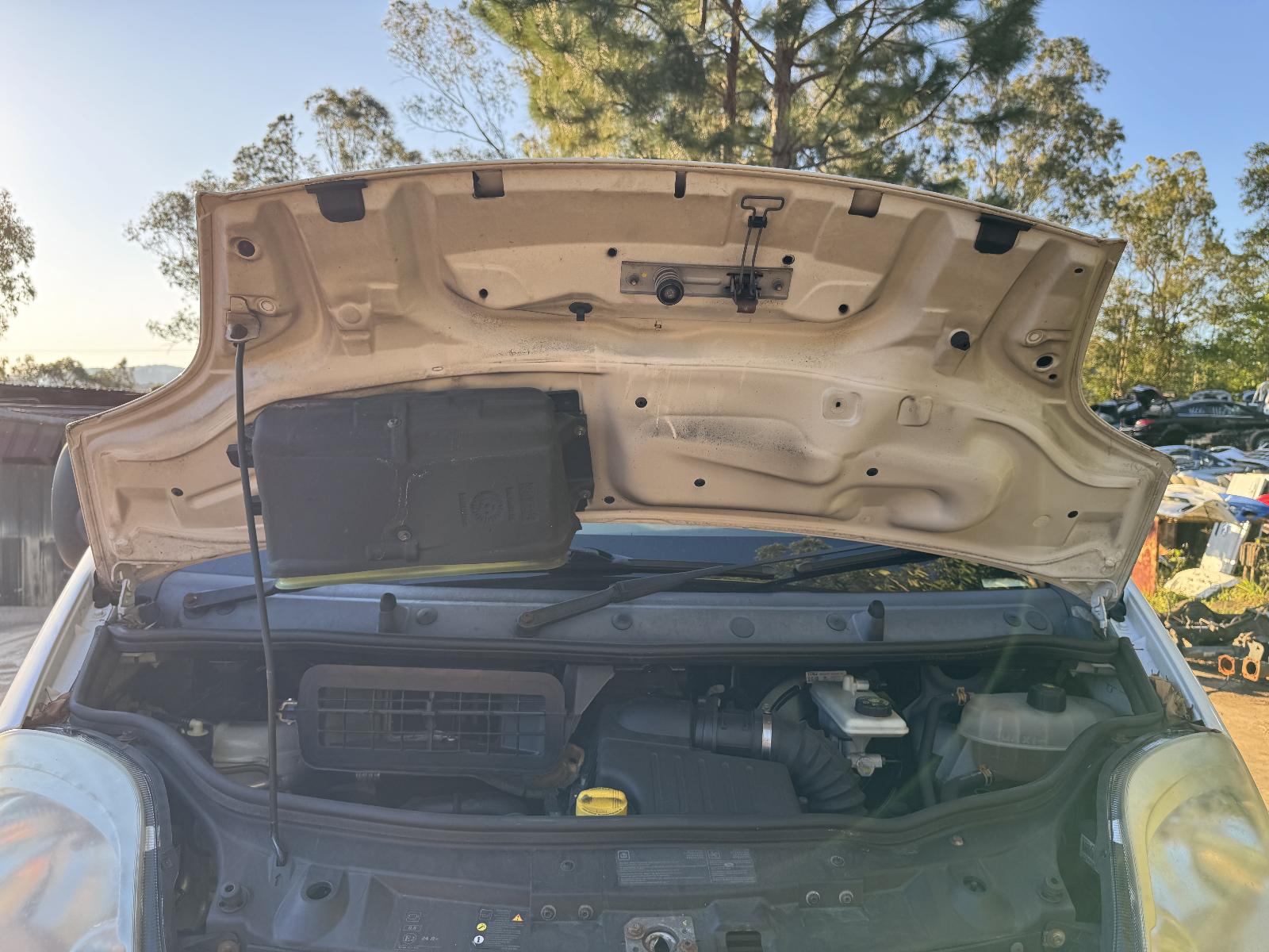 View Auto part Engine RENAULT TRAFIC 2013