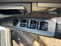 View HYUNDAI SANTA FE 2011 5 Door Station Wagon Breaking
