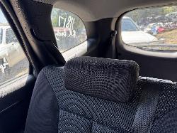 View HYUNDAI SANTA FE 2011 5 Door Station Wagon Breaking