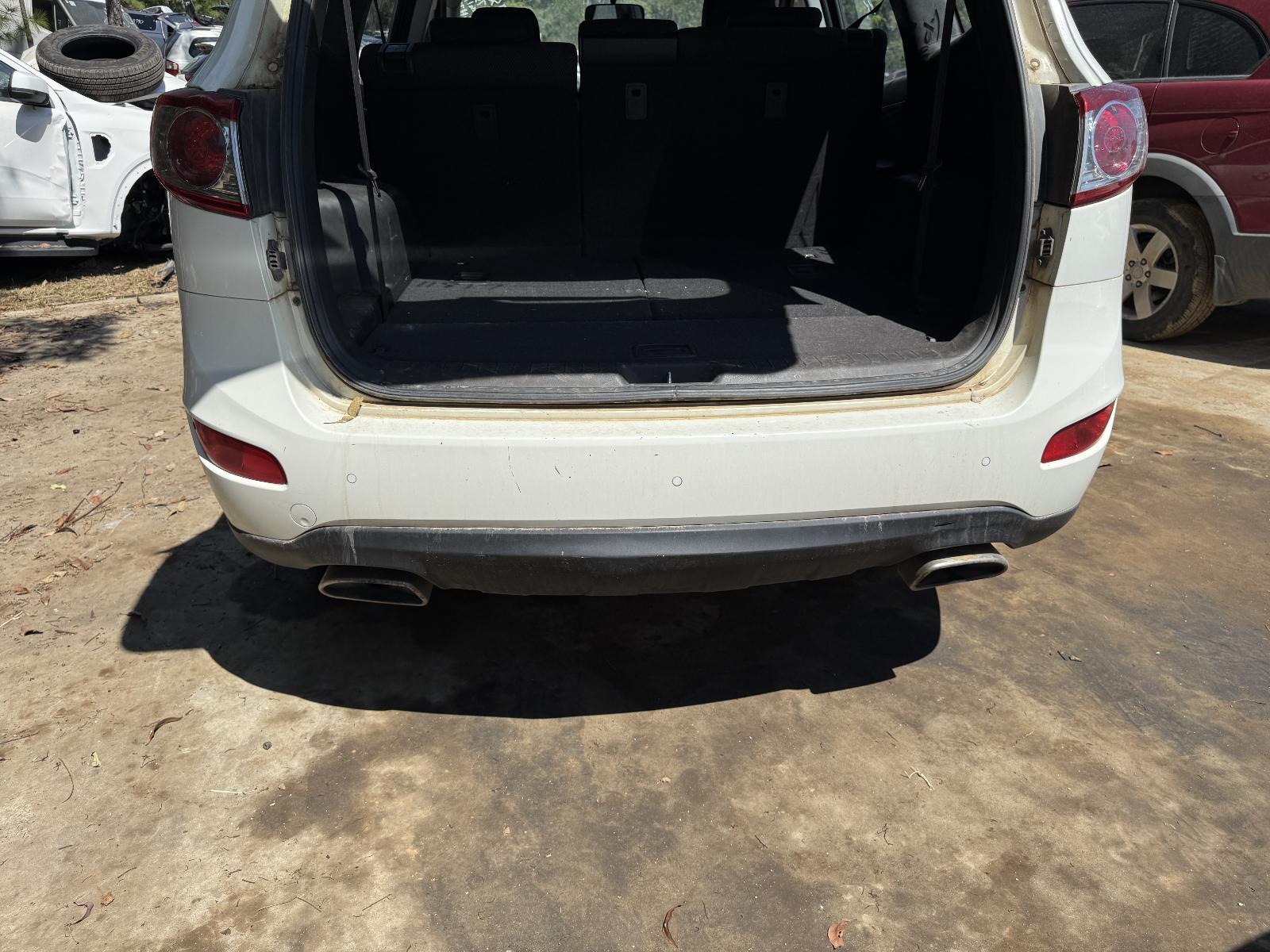 View HYUNDAI SANTA FE 2011 5 Door Station Wagon Breaking
