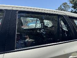 View HYUNDAI SANTA FE 2011 5 Door Station Wagon Breaking