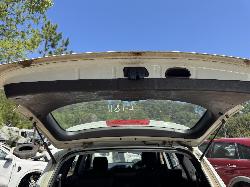 View HYUNDAI SANTA FE 2011 5 Door Station Wagon Breaking