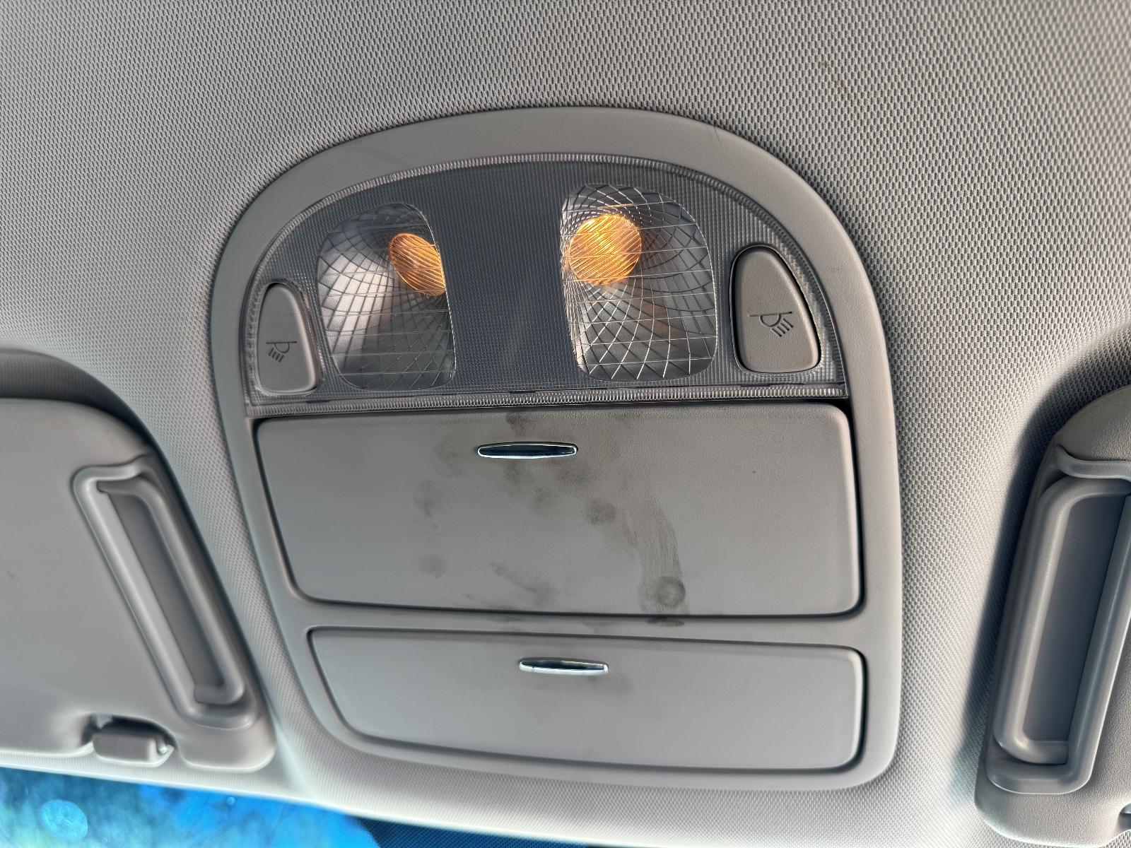 View HYUNDAI SANTA FE 2011 5 Door Station Wagon Breaking