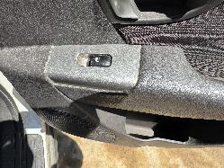 View HYUNDAI SANTA FE 2011 5 Door Station Wagon Breaking