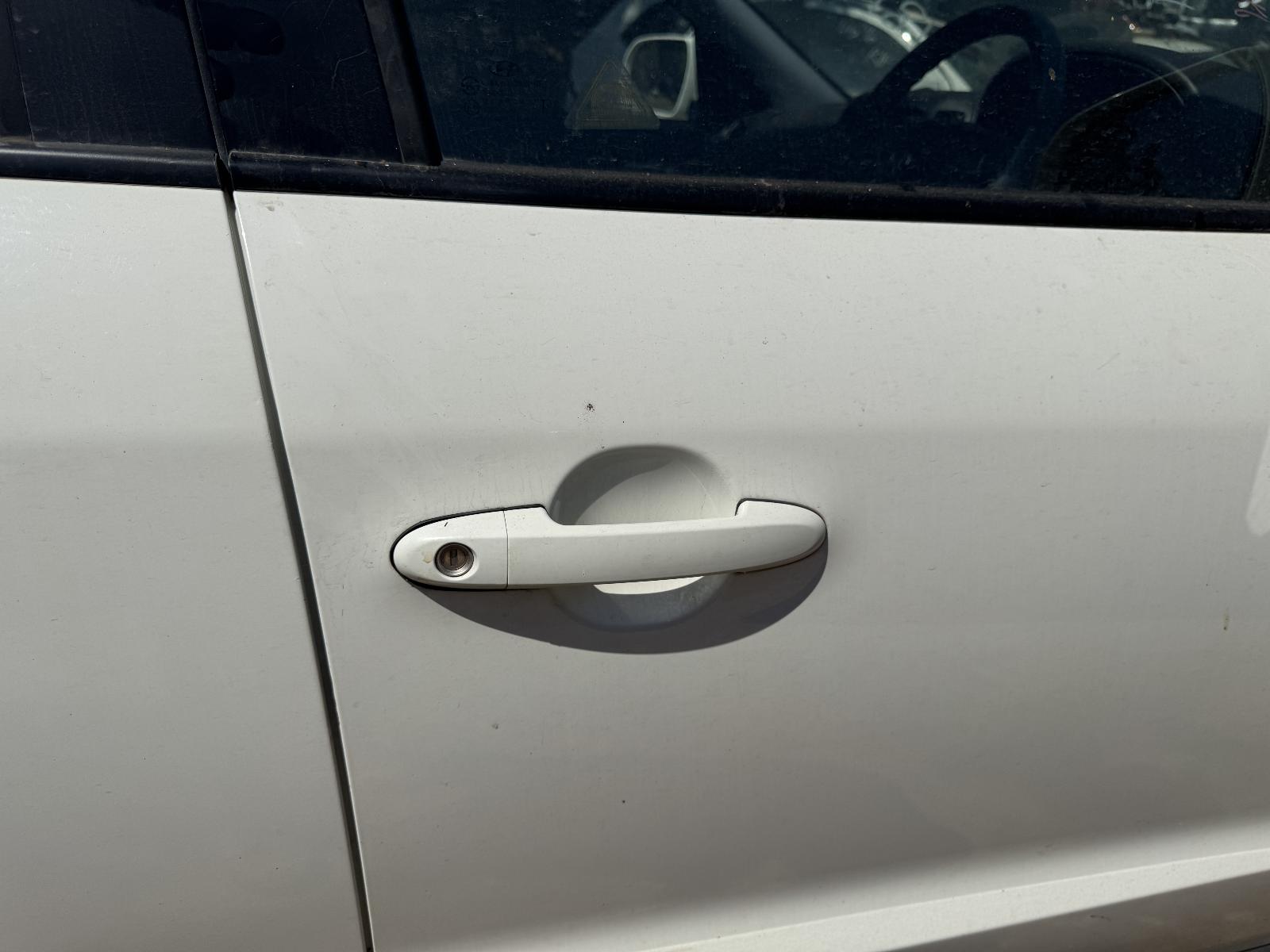 View HYUNDAI SANTA FE 2011 5 Door Station Wagon Breaking