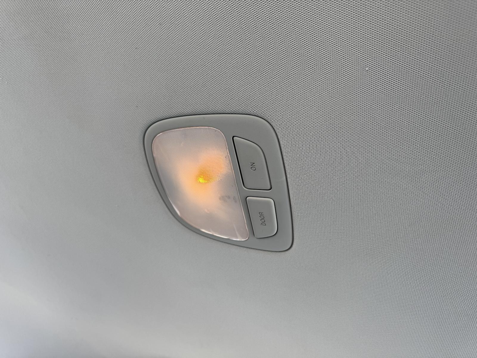 View HYUNDAI SANTA FE 2011 5 Door Station Wagon Breaking