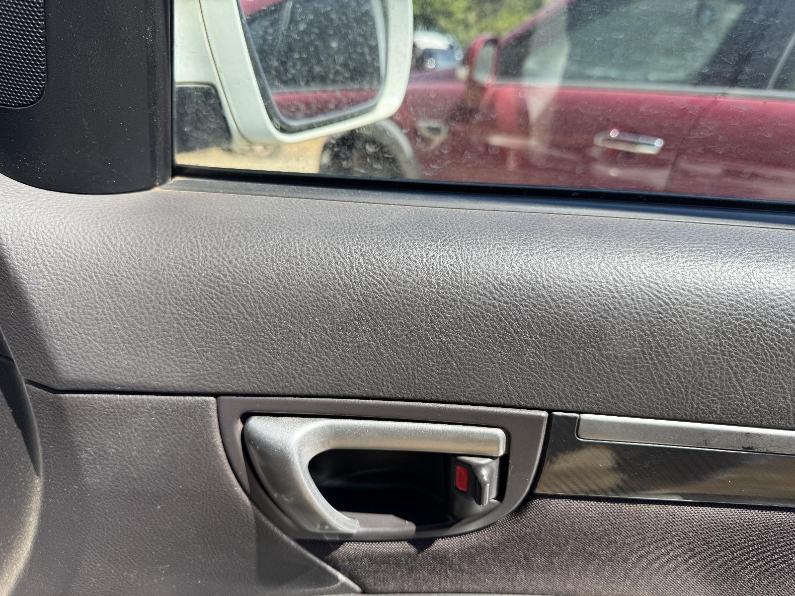 View HYUNDAI SANTA FE 2011 5 Door Station Wagon Breaking