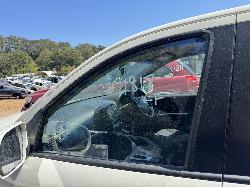 View HYUNDAI SANTA FE 2011 5 Door Station Wagon Breaking