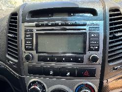 View HYUNDAI SANTA FE 2011 5 Door Station Wagon Breaking