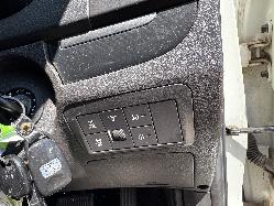 View HYUNDAI SANTA FE 2011 5 Door Station Wagon Breaking