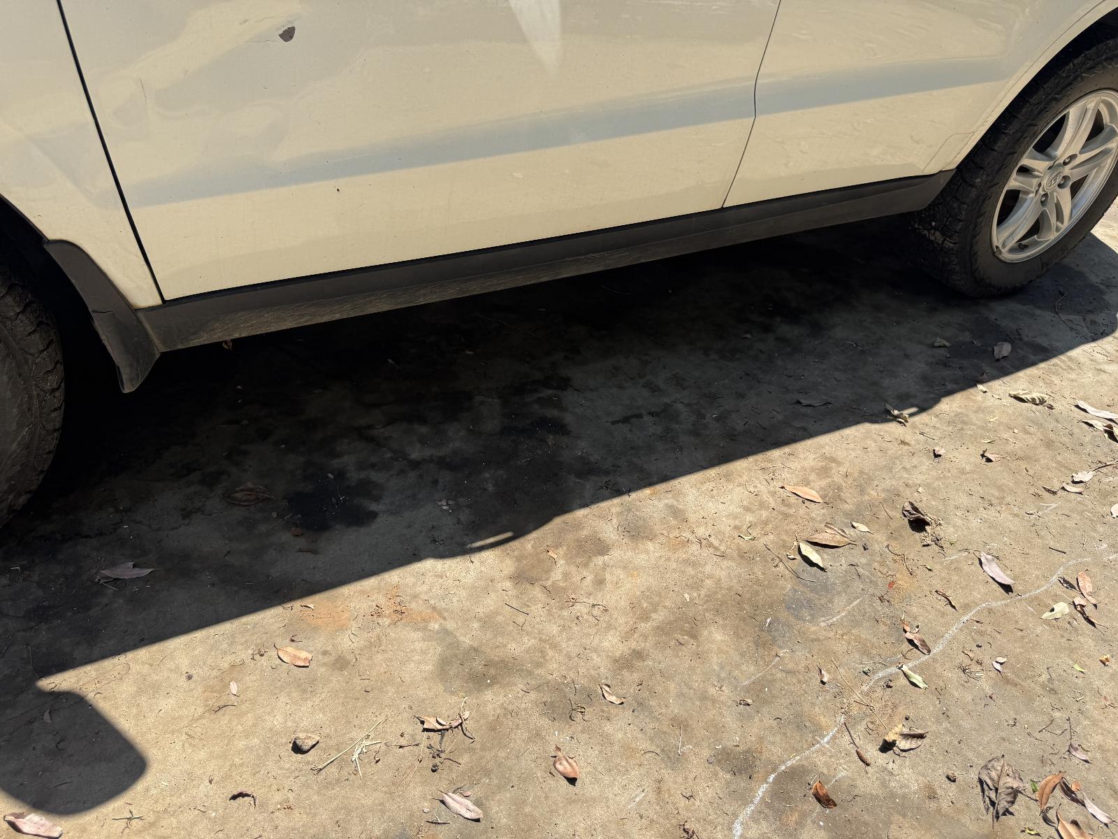 View HYUNDAI SANTA FE 2011 5 Door Station Wagon Breaking