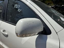 View HYUNDAI SANTA FE 2011 5 Door Station Wagon Breaking