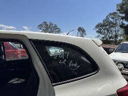 View HYUNDAI SANTA FE 2011 5 Door Station Wagon Breaking
