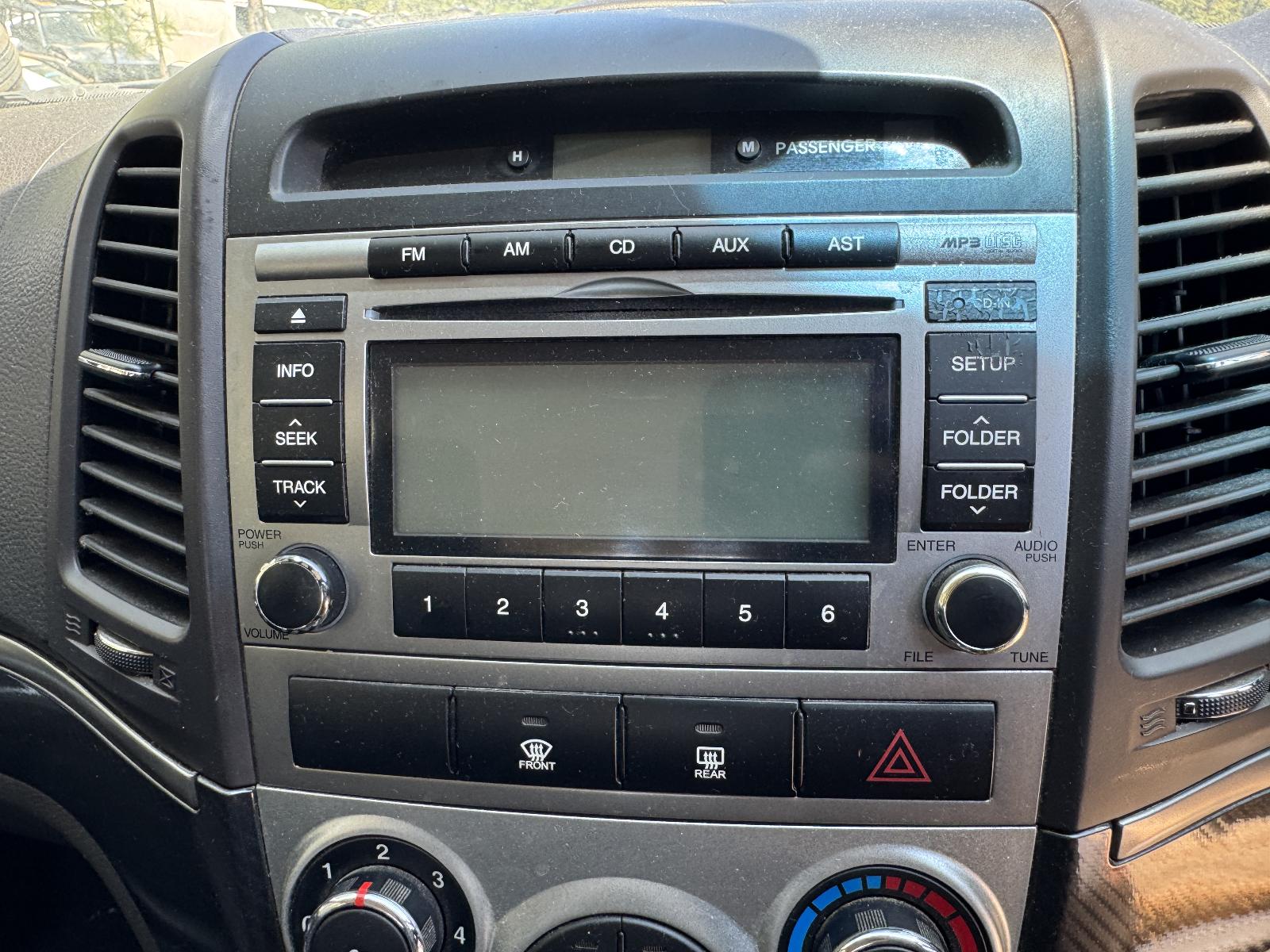 View HYUNDAI SANTA FE 2011 5 Door Station Wagon Breaking