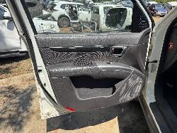 View HYUNDAI SANTA FE 2011 5 Door Station Wagon Breaking