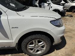 View HYUNDAI SANTA FE 2011 5 Door Station Wagon Breaking
