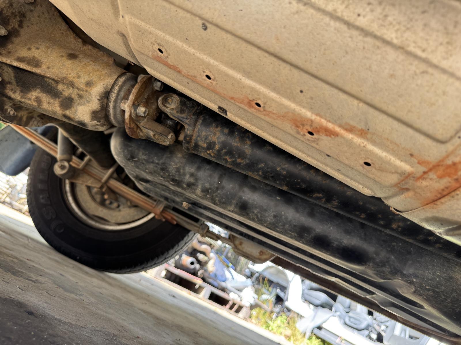 View MITSUBISHI L300 2007 2 Door Van Breaking