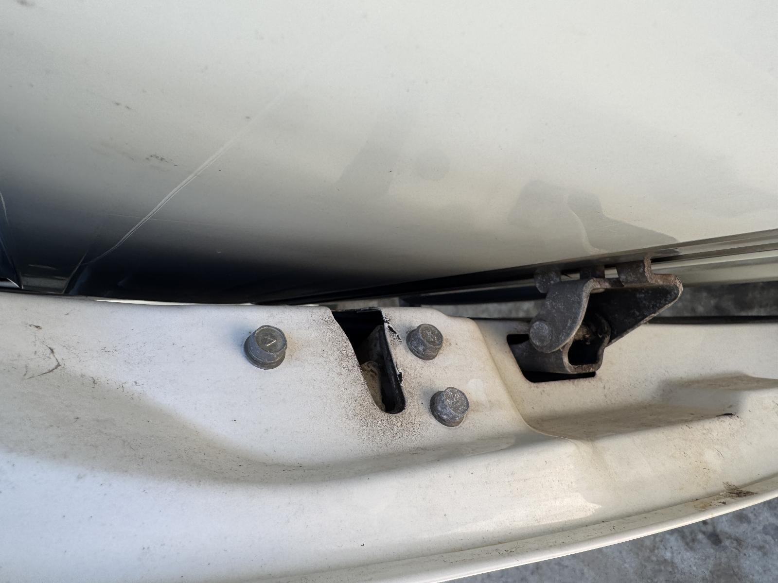 View MITSUBISHI L300 2007 2 Door Van Breaking