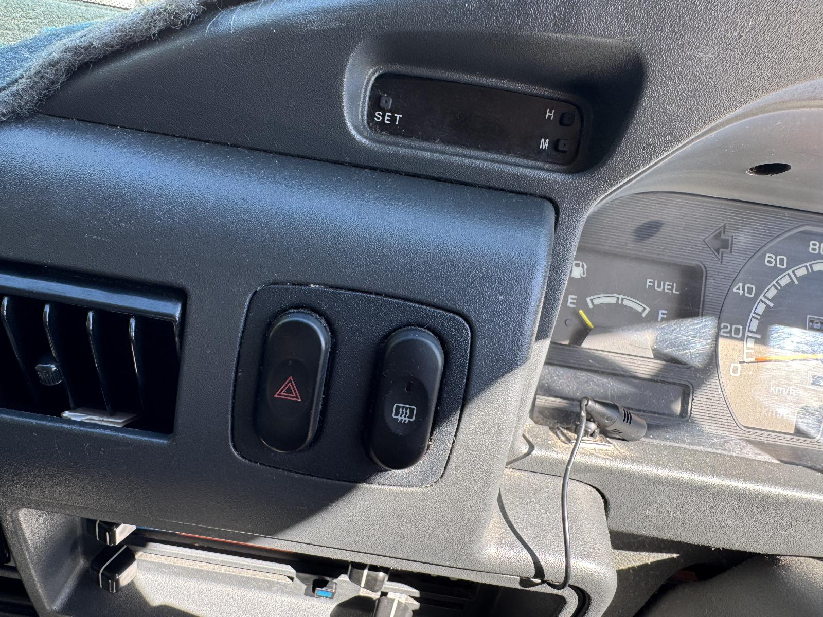 View MITSUBISHI L300 2007 2 Door Van Breaking