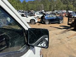 View MITSUBISHI L300 2007 2 Door Van Breaking