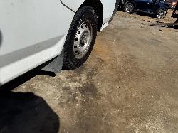 View MITSUBISHI L300 2007 2 Door Van Breaking