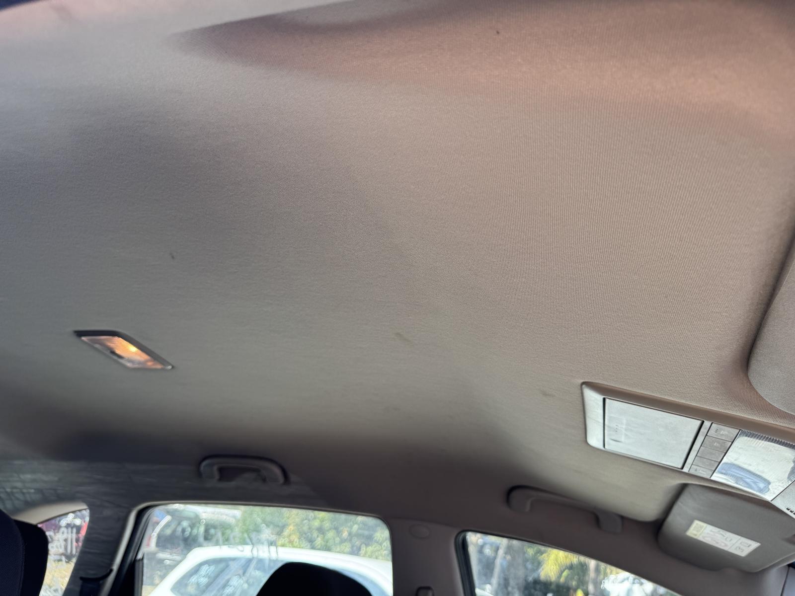View HOLDEN CAPTIVA 2015 5 Door Station Wagon Breaking