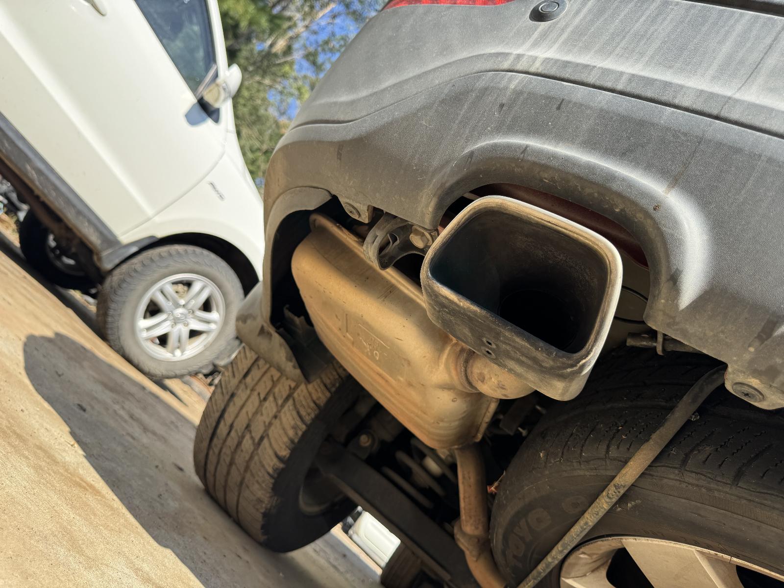 View HOLDEN CAPTIVA 2015 5 Door Station Wagon Breaking