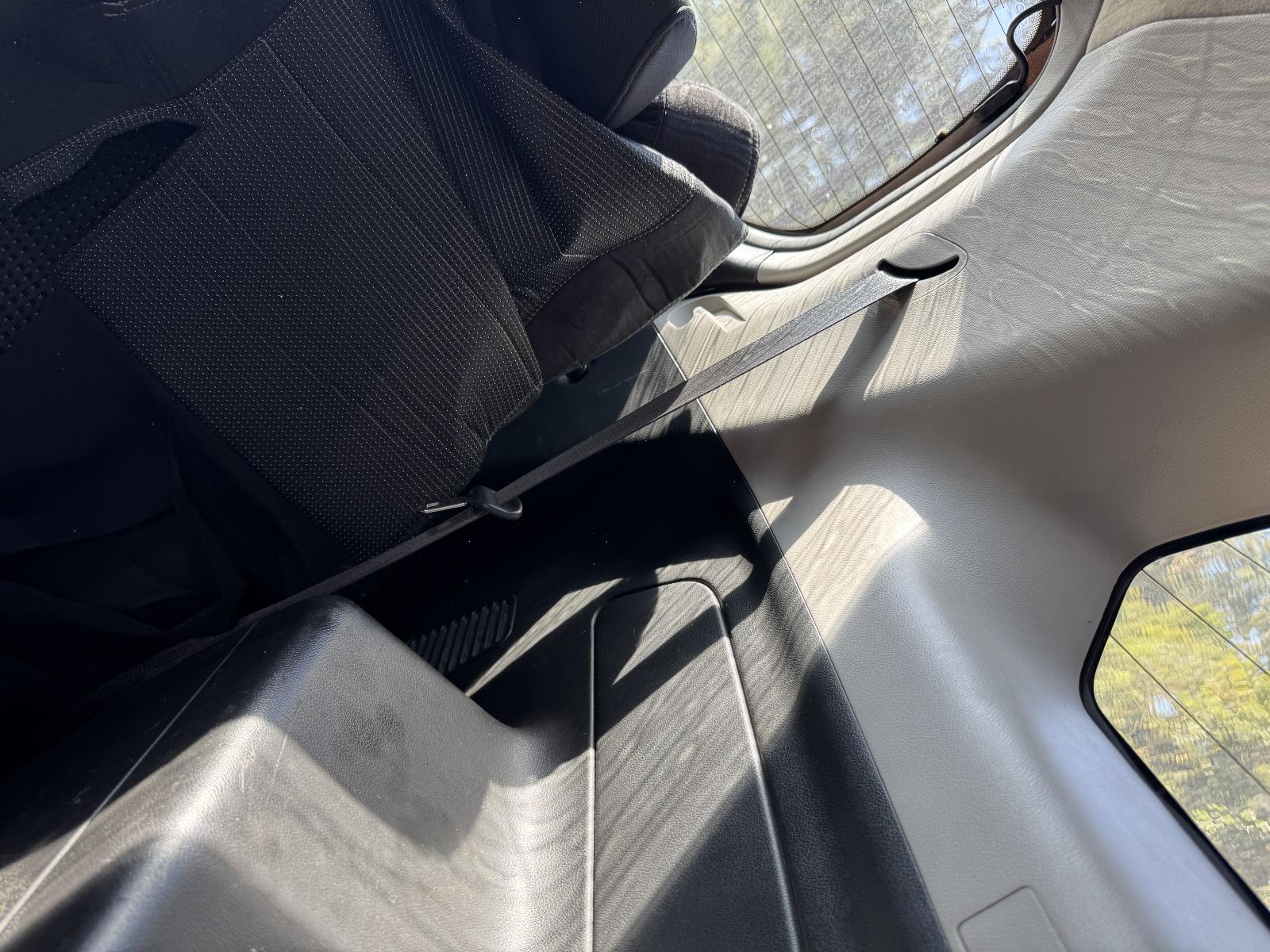 View HOLDEN CAPTIVA 2015 5 Door Station Wagon Breaking