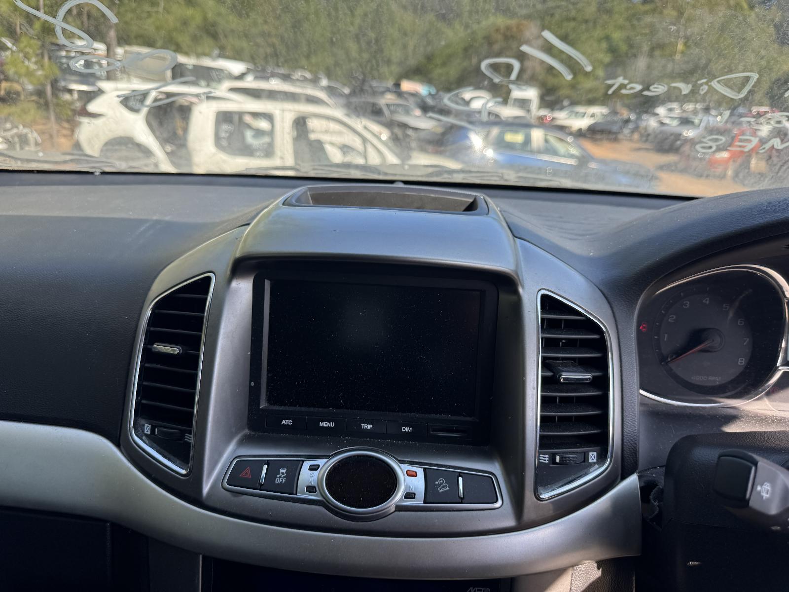 View HOLDEN CAPTIVA 2015 5 Door Station Wagon Breaking
