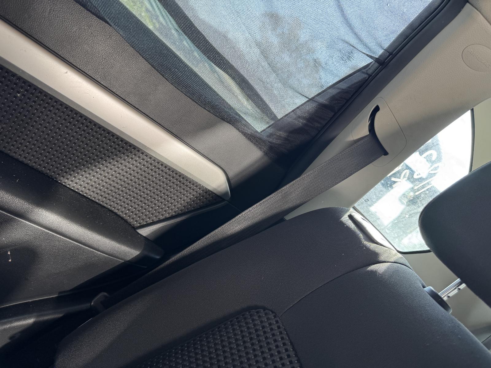 View HOLDEN CAPTIVA 2015 5 Door Station Wagon Breaking