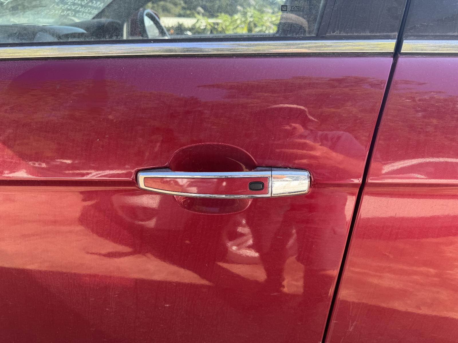 View HOLDEN CAPTIVA 2015 5 Door Station Wagon Breaking