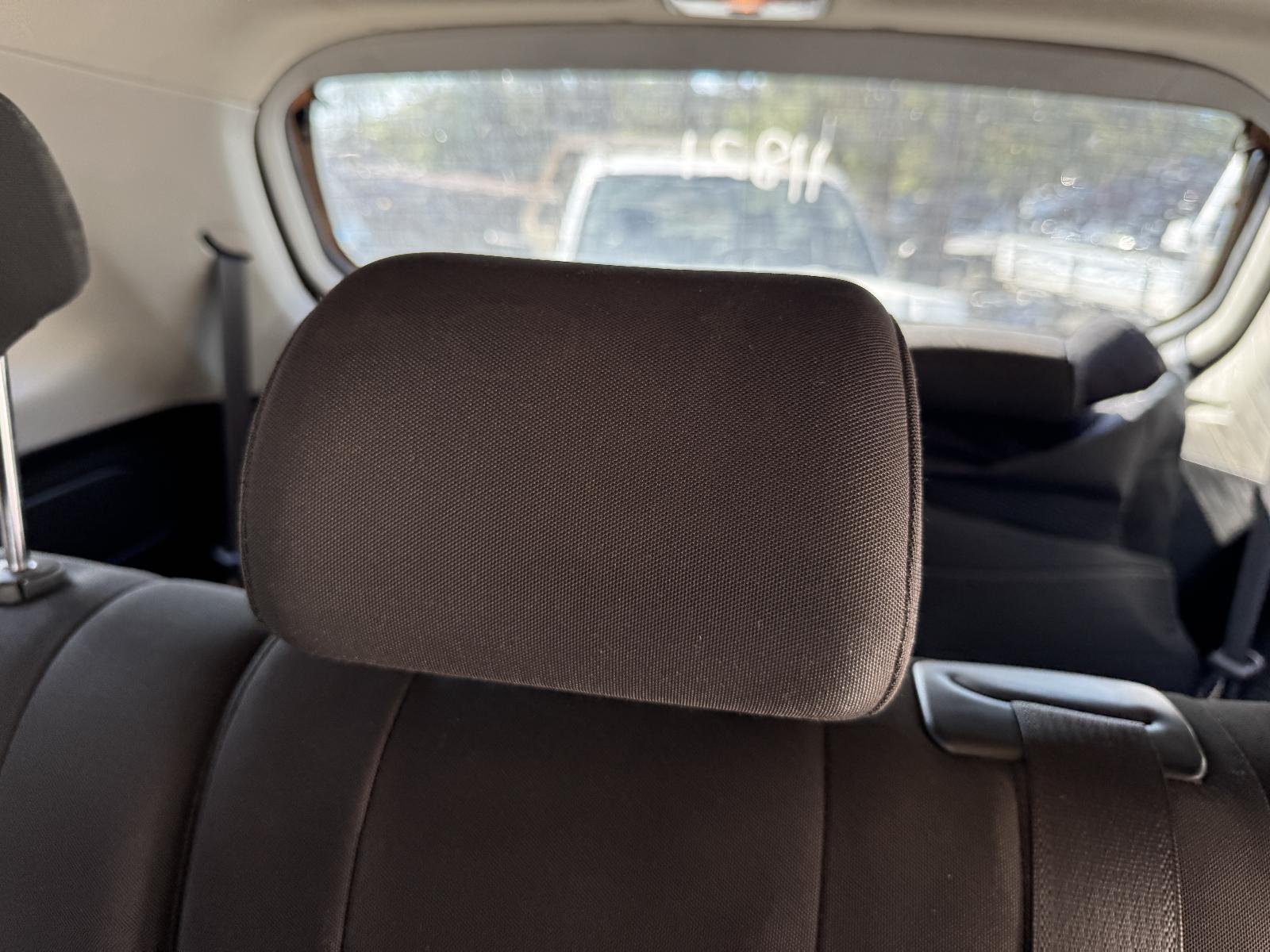 View HOLDEN CAPTIVA 2015 5 Door Station Wagon Breaking